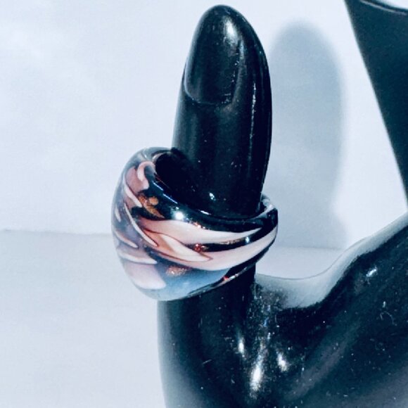 Glass Art Statement Ring Petals Modern Look Unusual Costume Jewelry - Picture 2 of 4